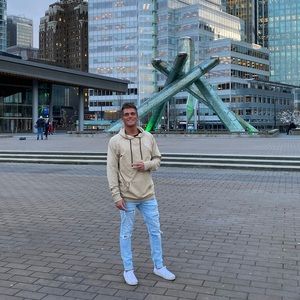 Meet your Posher, Dan